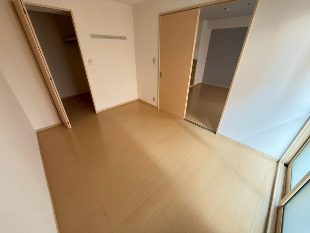 ヴェルジェⅢの洋室