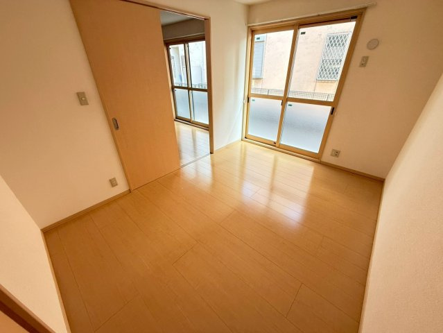 ヴェルジェⅢの洋室