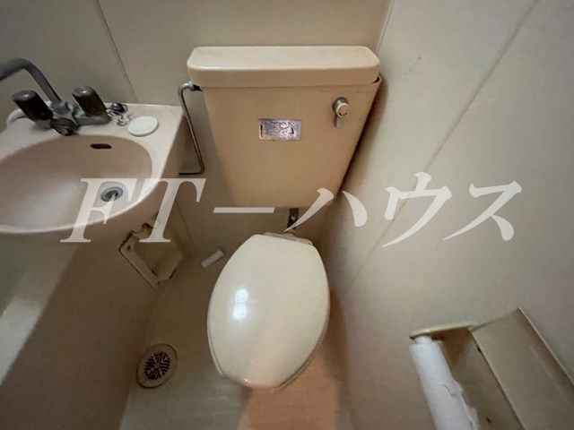 サンパレス大久保壱番館のトイレ