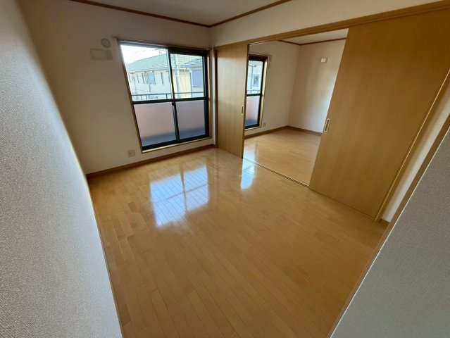 ヴェルジェⅢの洋室