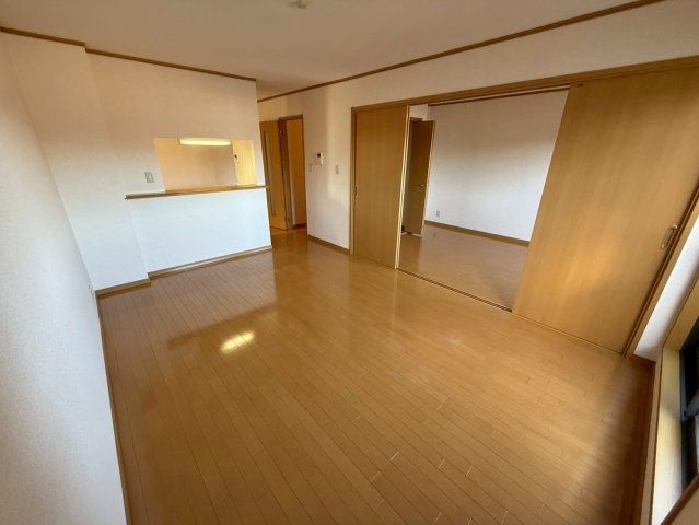 ヴェルジェⅢの居間・リビング