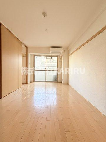 ラベニールの居間・リビング