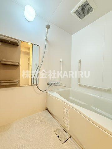 ラベニールの浴室