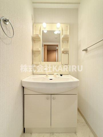 ラベニールの洗面所