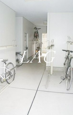 【その他共用部分】 | 本八幡レジデンス | 駐輪場です。