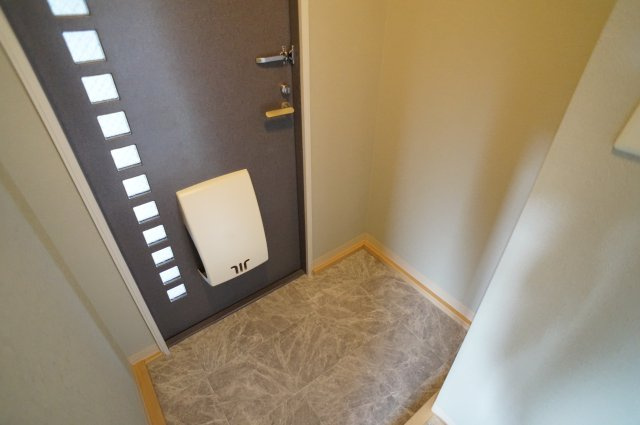 クレールコートＡの玄関