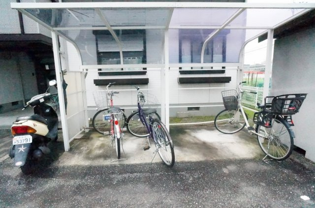 クレールコートＡの居間・リビング