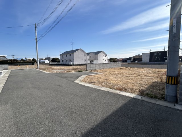 那賀川町北中島8号地の前面道路含む現地写真