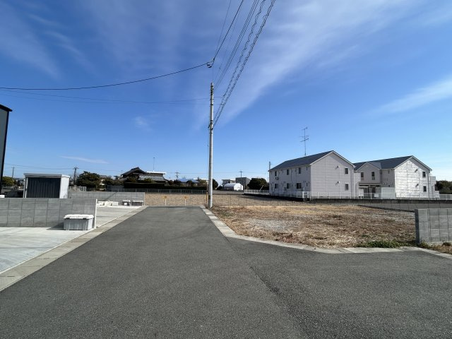 那賀川町北中島9号地の前面道路含む現地写真
