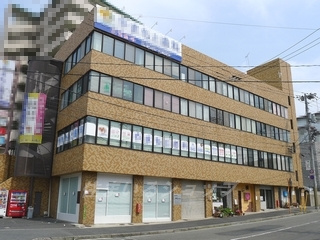 山本ビルの外観