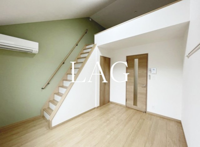 【居間・リビング】 | オレンジポピー | 洋室のお部屋です。