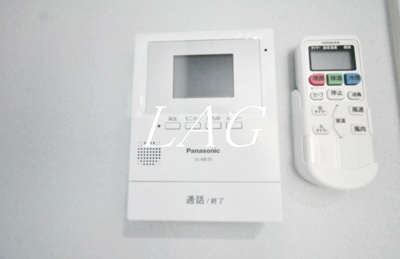 【セキュリティ】 | ライブリー元橋本 | モニター付きインターフォンです。