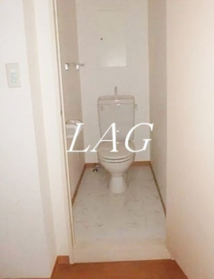 【トイレ】 | オリーブ | トイレです。