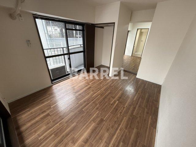 コートハウス神田の寝室