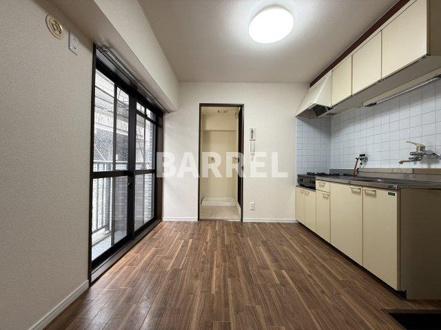 コートハウス神田の居間・リビング