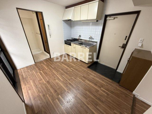 コートハウス神田の居間・リビング