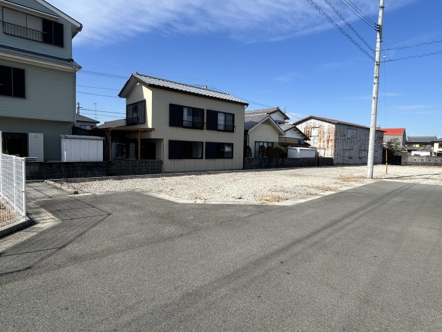 那賀川町上福井14号地の前面道路含む現地写真