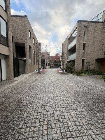 マジェス元麻布ガーデンズD棟の外観