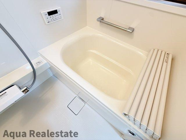 高松市扇町　リノベ住宅の浴室|きれいなお風呂です