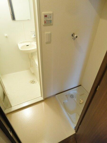 ドルチェ東京向島の設備|洗濯機置場