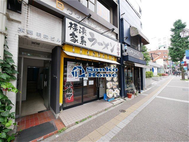 レジディア文京湯島の周辺