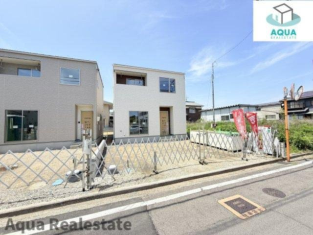 オール電化デザイナーズハウス坂出市白金町建売⑨の前面道路含む現地写真|前面道路含む現地写真です