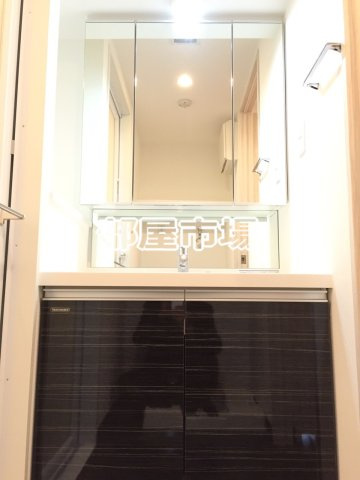 ARTESSIMO REVEの洗面所