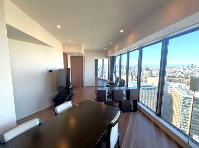 Brillia  Tower 上野池之端の居間・リビング