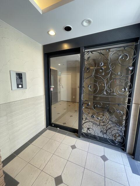 ミレドゥーエ両国のセキュリティ| 