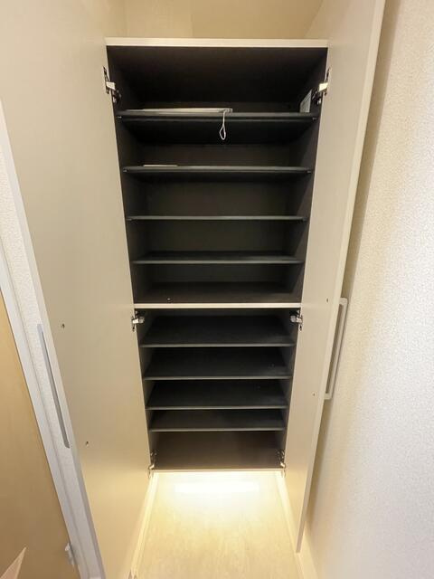 ミレドゥーエ両国の収納| 