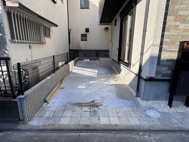 葛飾区西水元４丁目新築戸建【幸田小学校：10分】の駐車場|駐車スペース完備