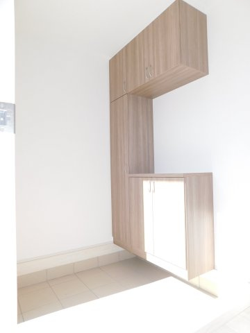 名古屋市港区名四町の新築一戸建の収納|◇玄関◇　　家族の履物がしっかり収納できるシューズ収納完備！　