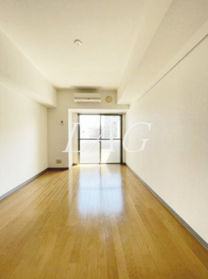 【居間・リビング】 | スカイコート神田 | 洋室のお部屋です。