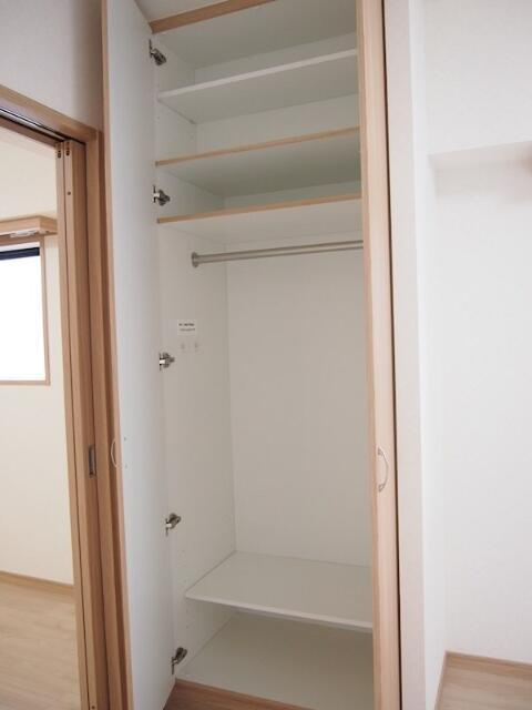 ルーブル両国弐番館の収納|クローゼット 