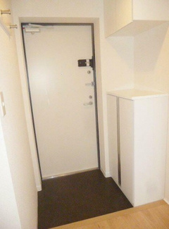 【玄関】