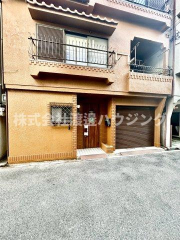 平野区瓜破４丁目一戸建のエントランス