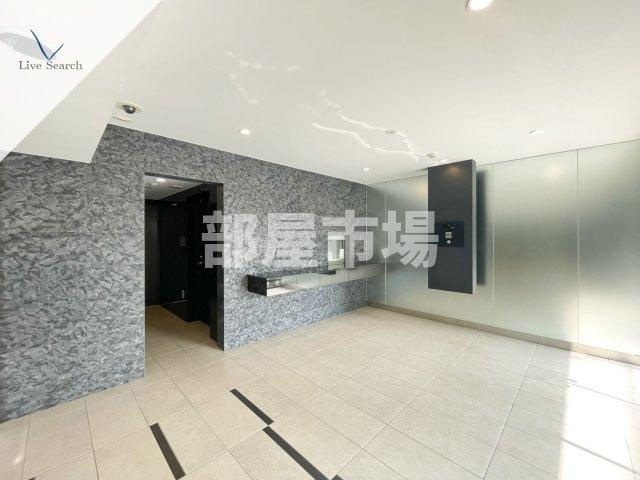 プレセダンヒルズ向島EASTのエントランス