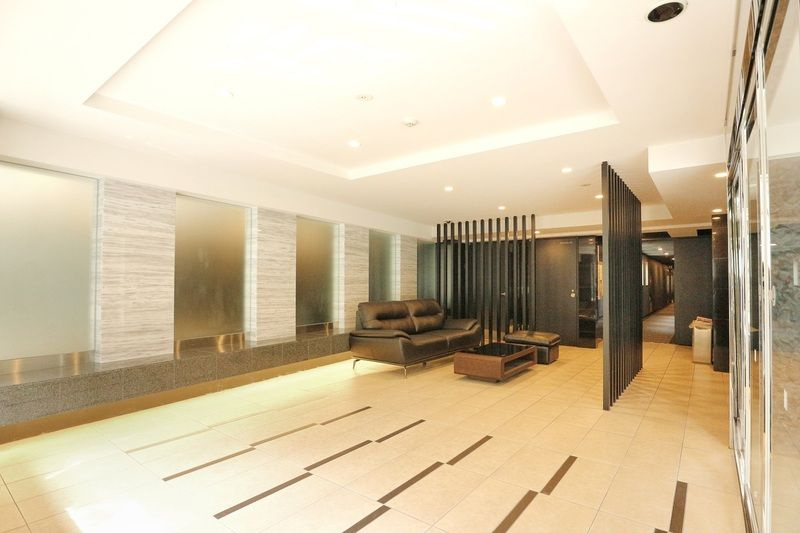 プレセダンヒルズ向島EASTのロビー