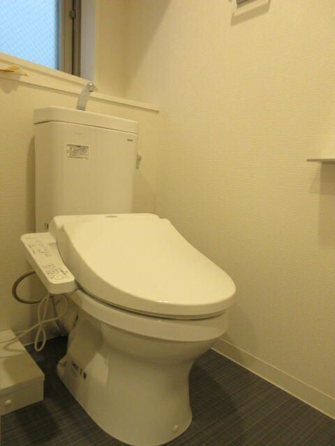 プレセダンヒルズ向島EASTのトイレ