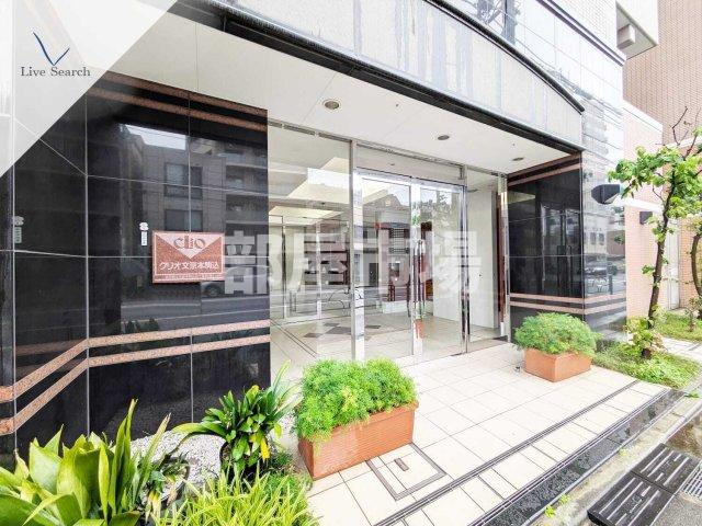 クリオ文京本駒込のエントランス