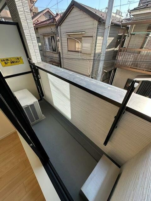 Clanz Cube 大島のバルコニー