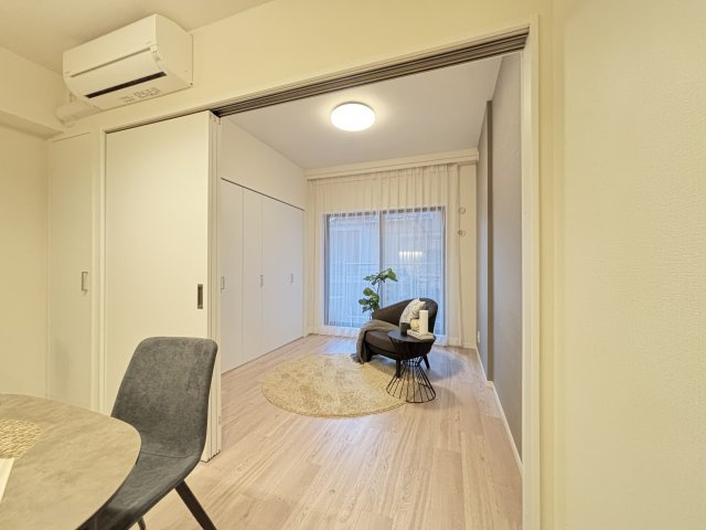 プレジール日本橋人形町の洋室