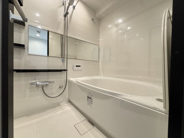 パシフィック浜町の浴室