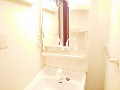 【洗面所】 | サニーホームハザマ | 洗面台です。