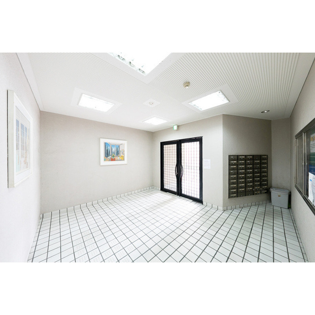 日宝ライフ放出西の居間・リビング