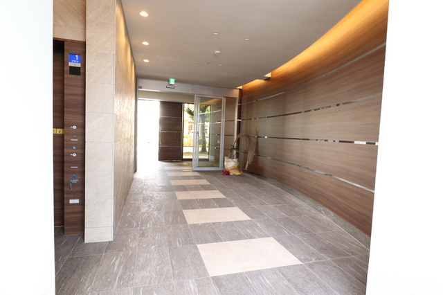 【エントランス】 | Dimorare | ロビー