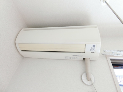 あってうれしいエアコン付♪