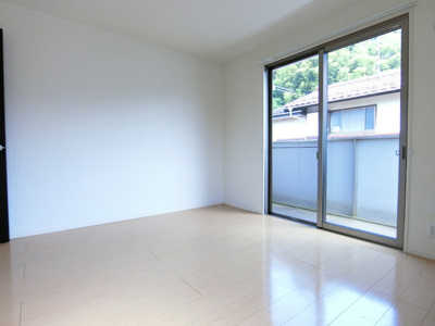 洋室７．５帖のお部屋です♪