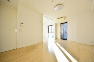 【居間・リビング】 | 新宿7丁目マンション | 居室、リビング