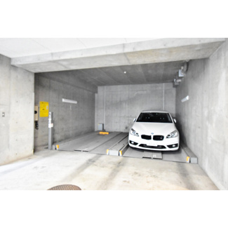 【駐車場】 | ルクレ堺筋本町レジデンス